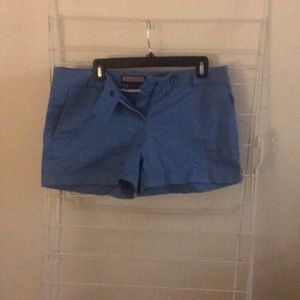 Vineyard Vines shorts